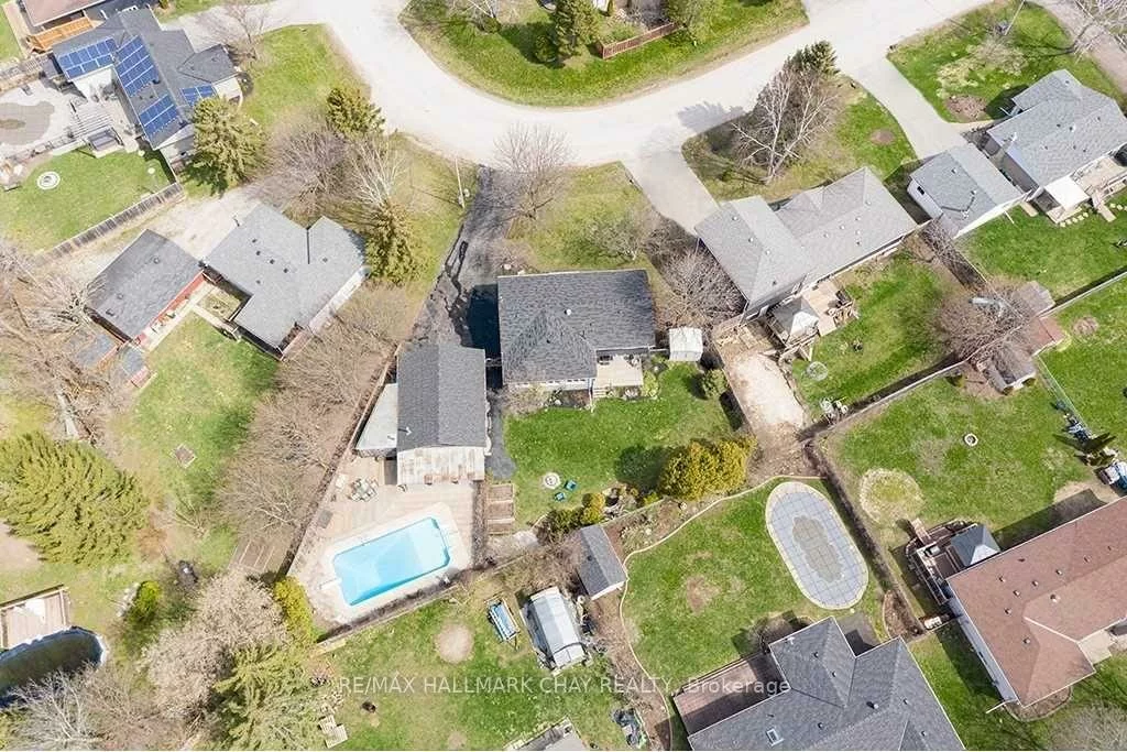 209, Newholme, Stroud, Innisfil