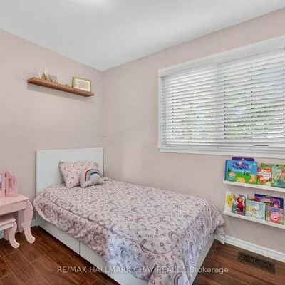 209, Newholme, Stroud, Innisfil