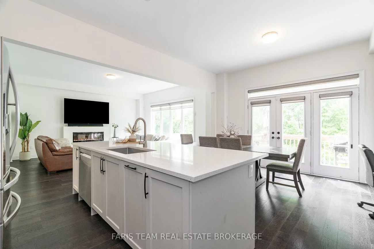 1425, Blackmore, Alcona, Innisfil