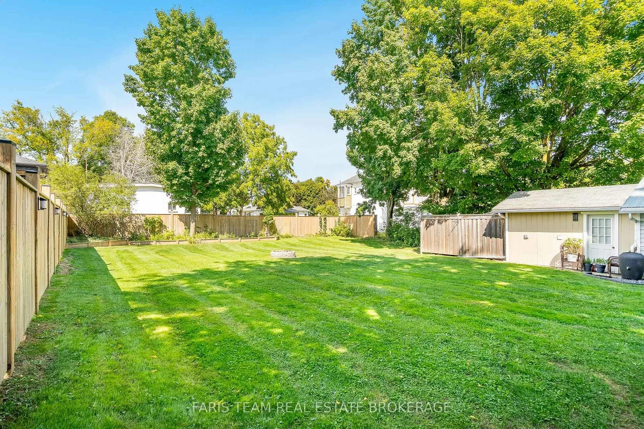 2108, Victoria, Stroud, Innisfil