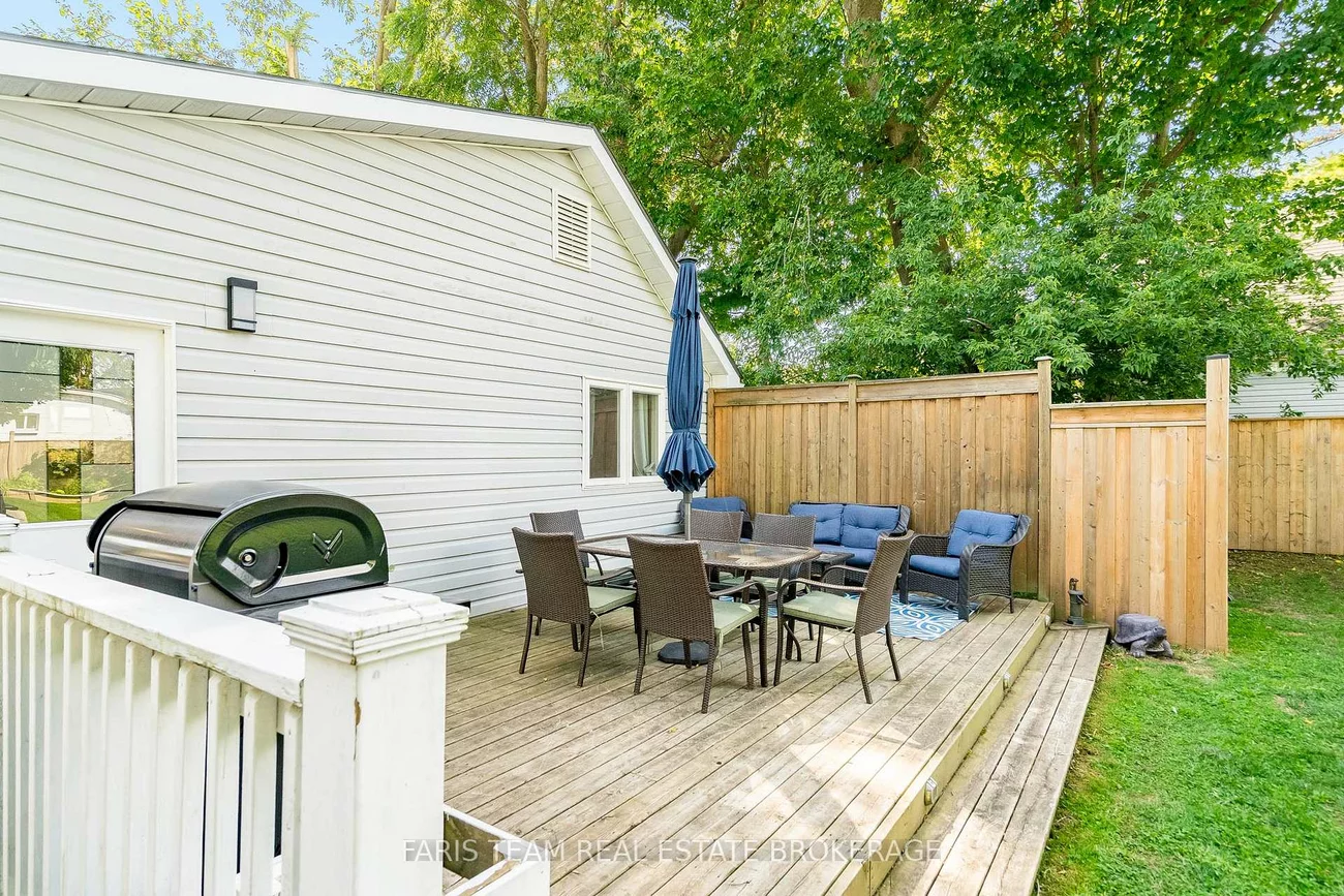 2108, Victoria, Stroud, Innisfil