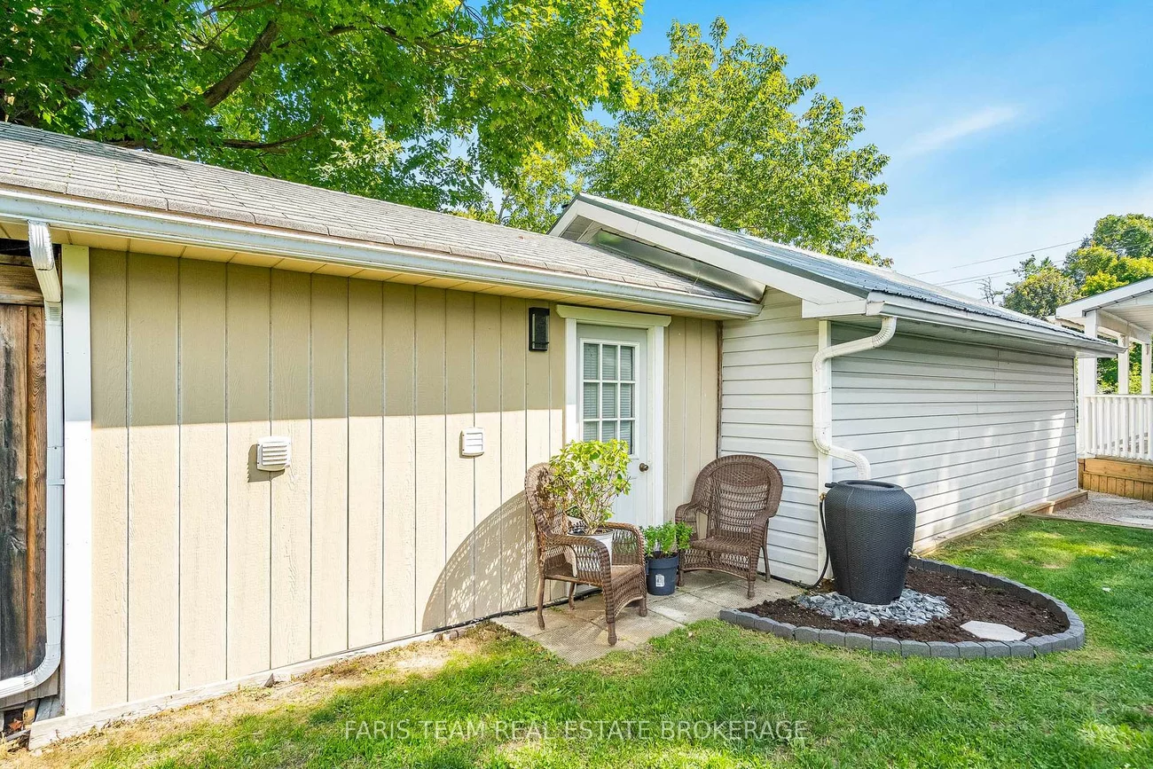 2108, Victoria, Stroud, Innisfil