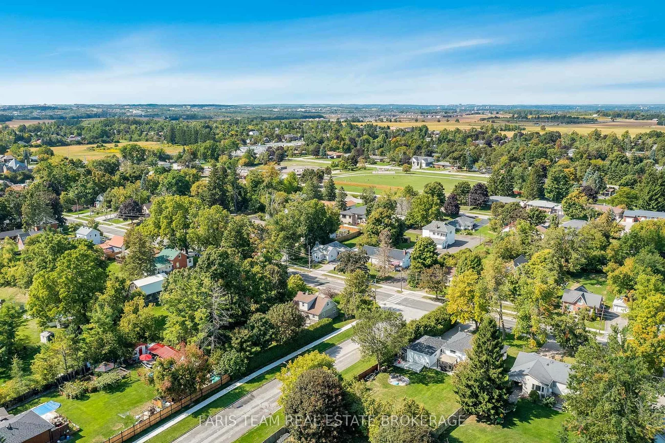 2108, Victoria, Stroud, Innisfil