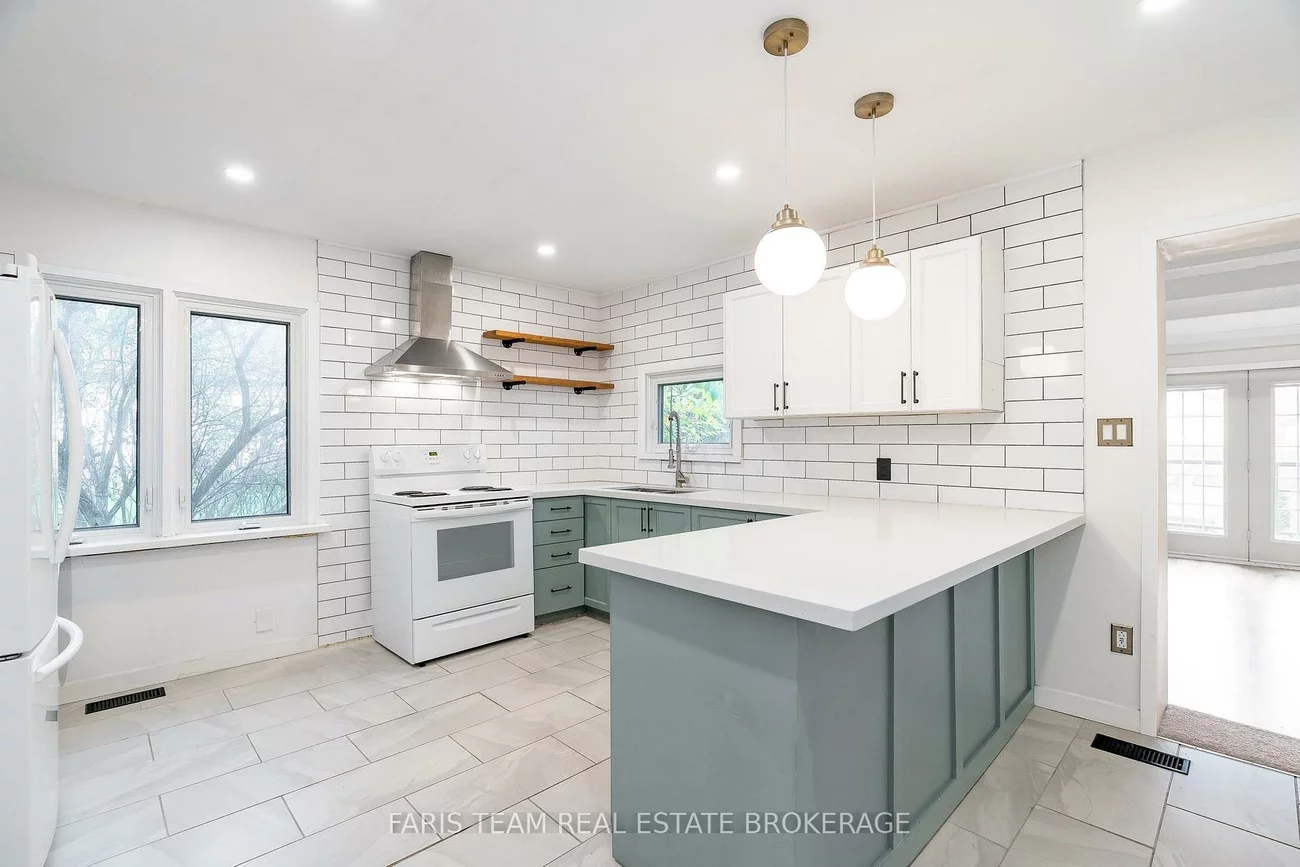 3, John, Cookstown, Innisfil