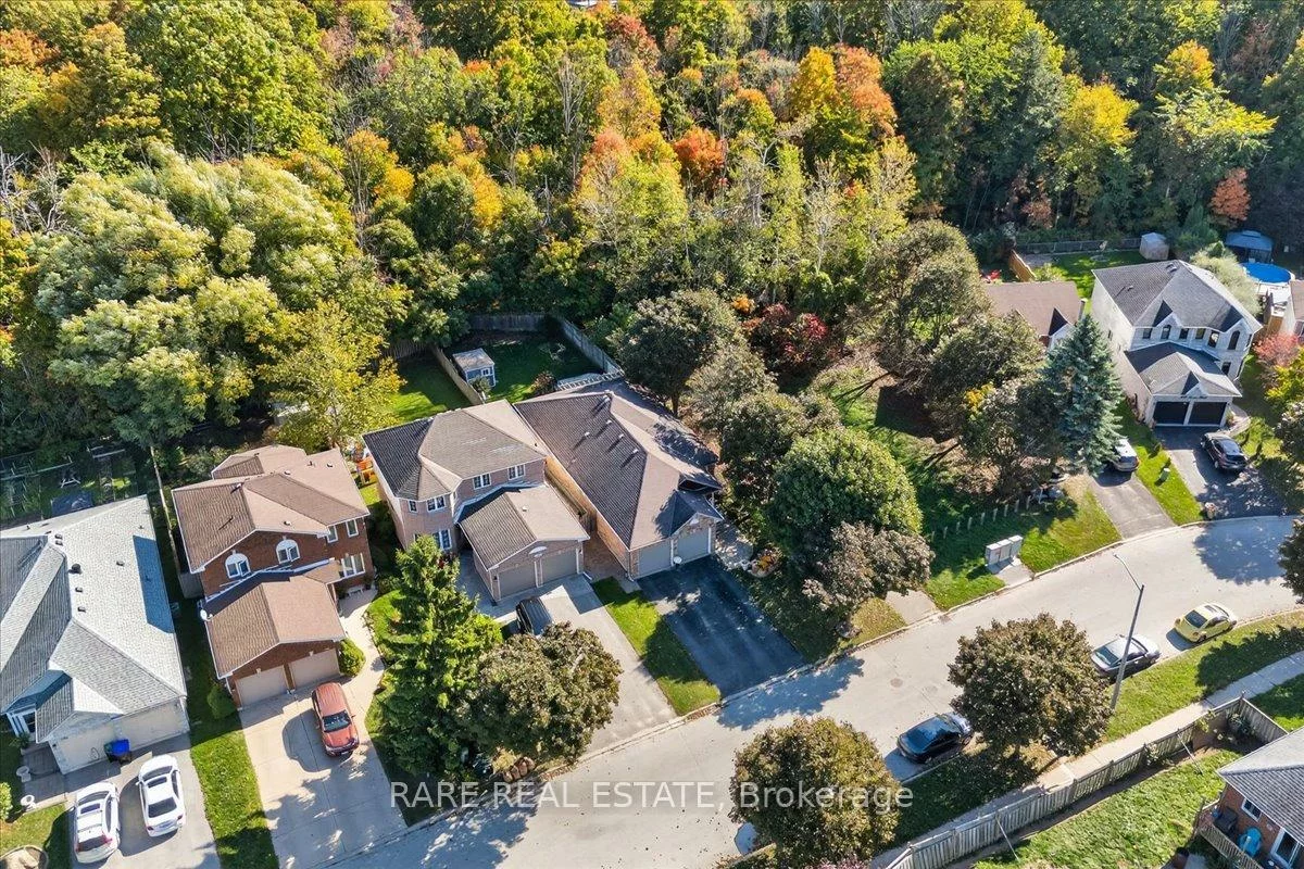 1069, Corrie, Alcona, Innisfil