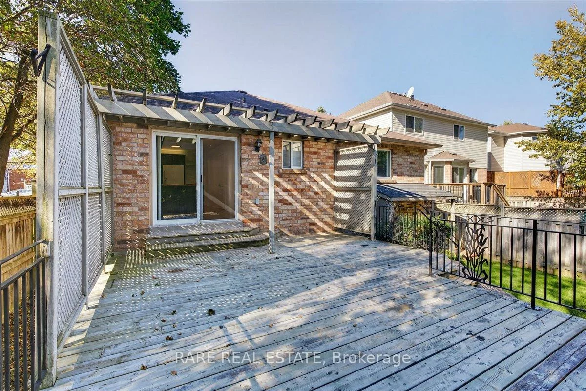 1069, Corrie, Alcona, Innisfil