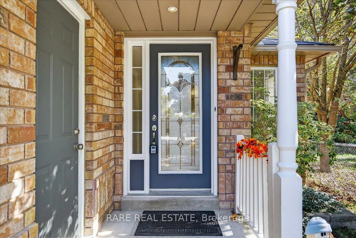 1069, Corrie, Alcona, Innisfil