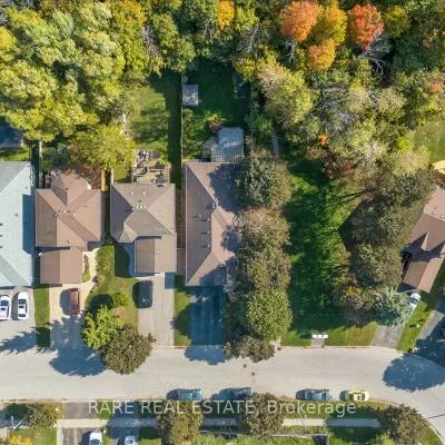 1069, Corrie, Alcona, Innisfil