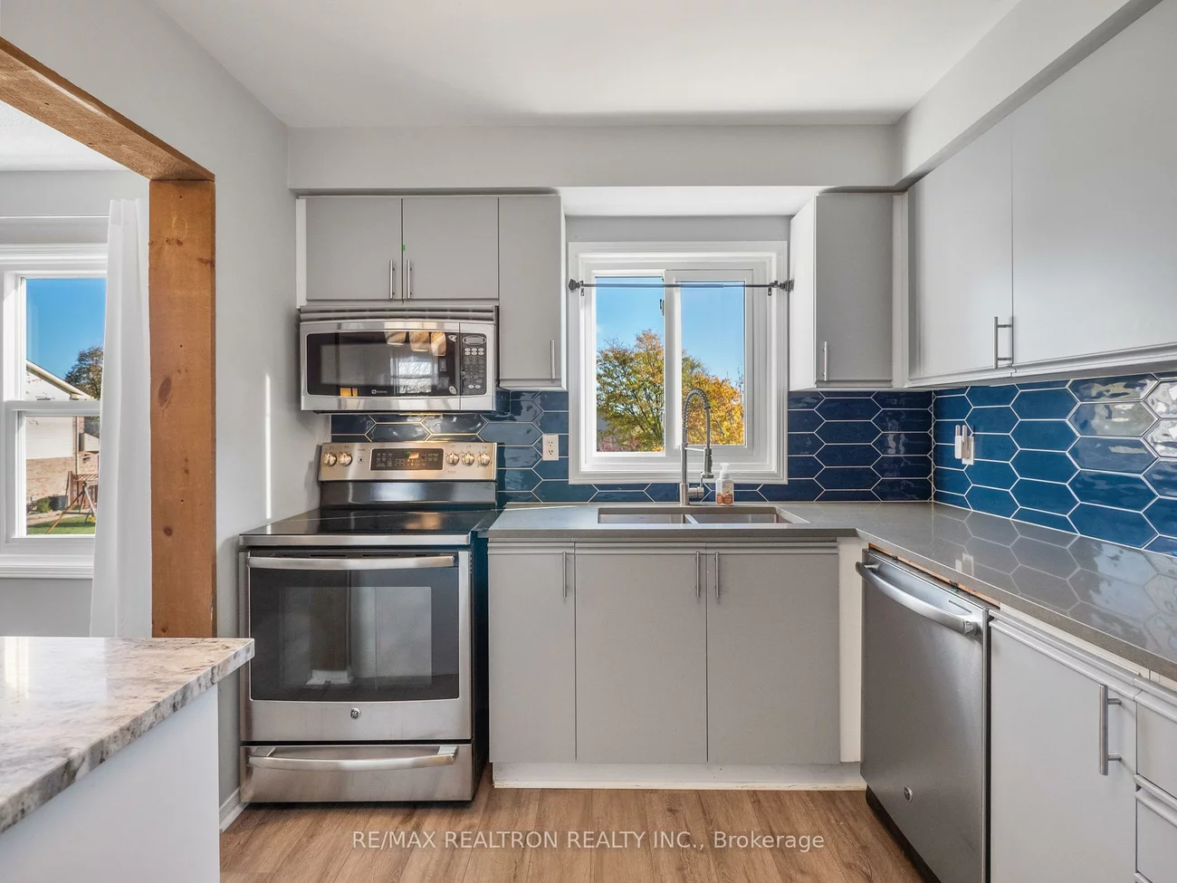 2133, Ferguson, Alcona, Innisfil