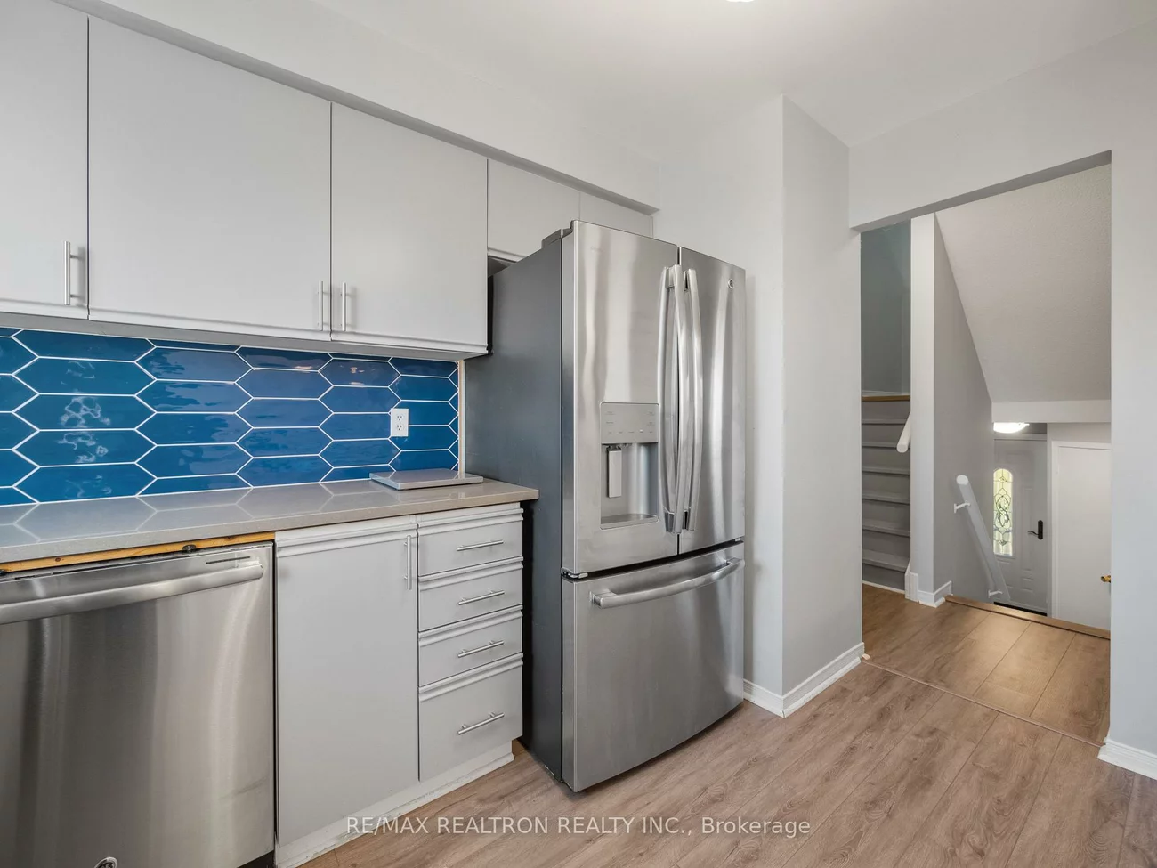 2133, Ferguson, Alcona, Innisfil