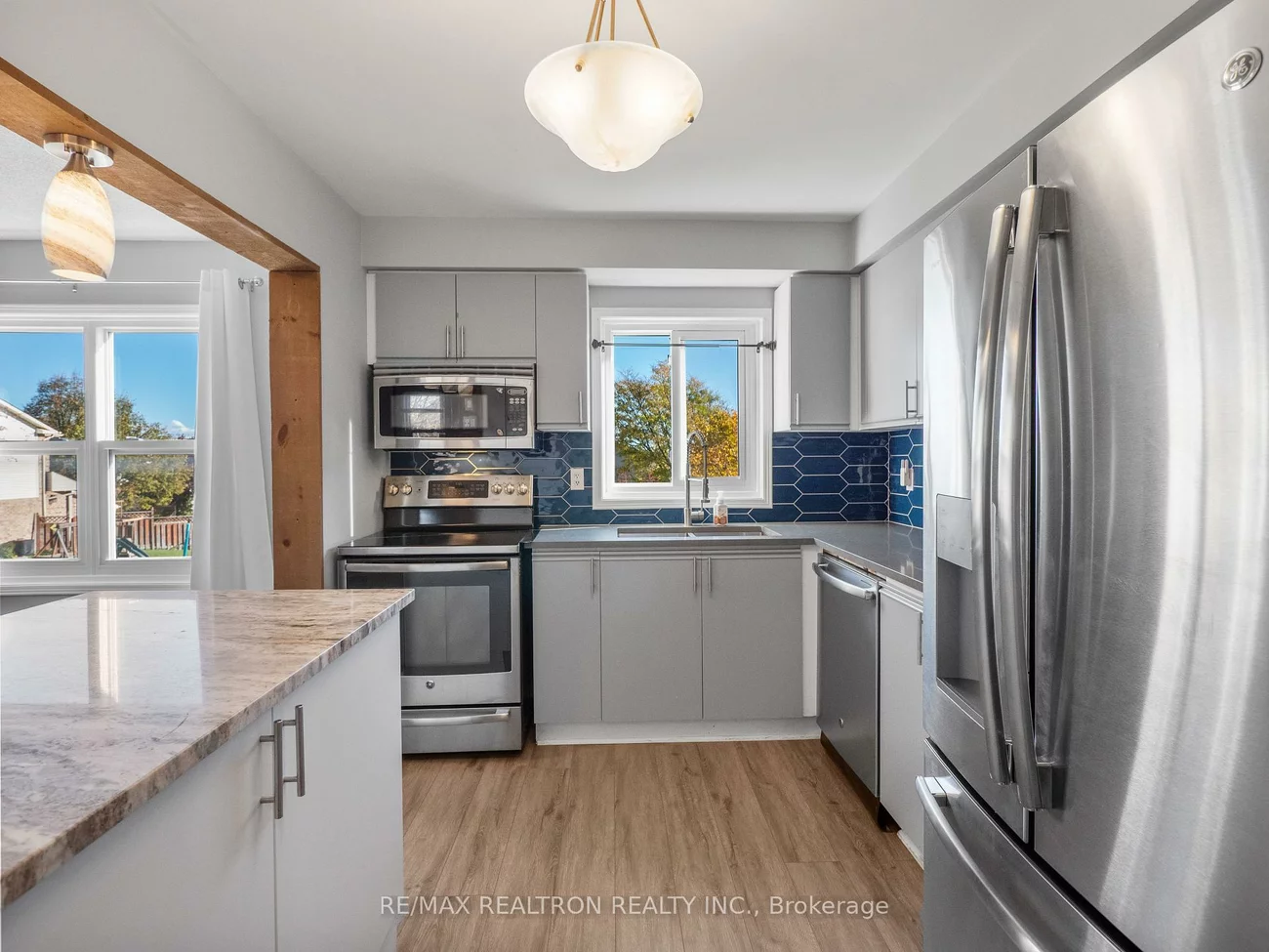 2133, Ferguson, Alcona, Innisfil