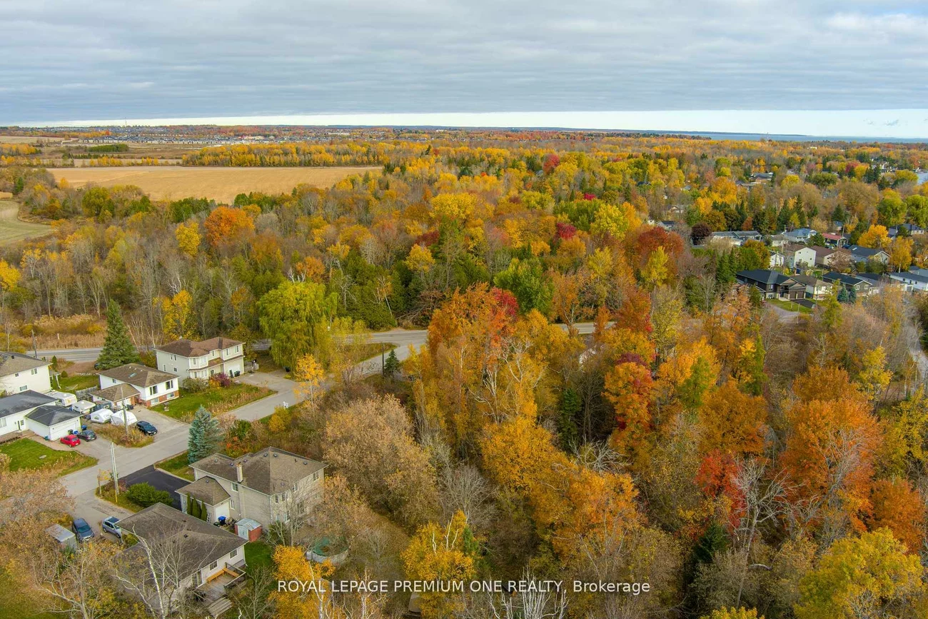 909B, Willow, Lefroy, Innisfil