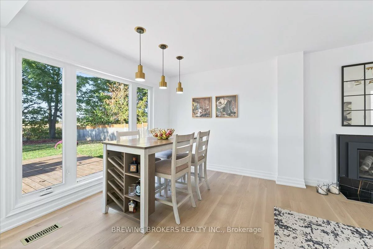 261, Nelson, Stroud, Innisfil