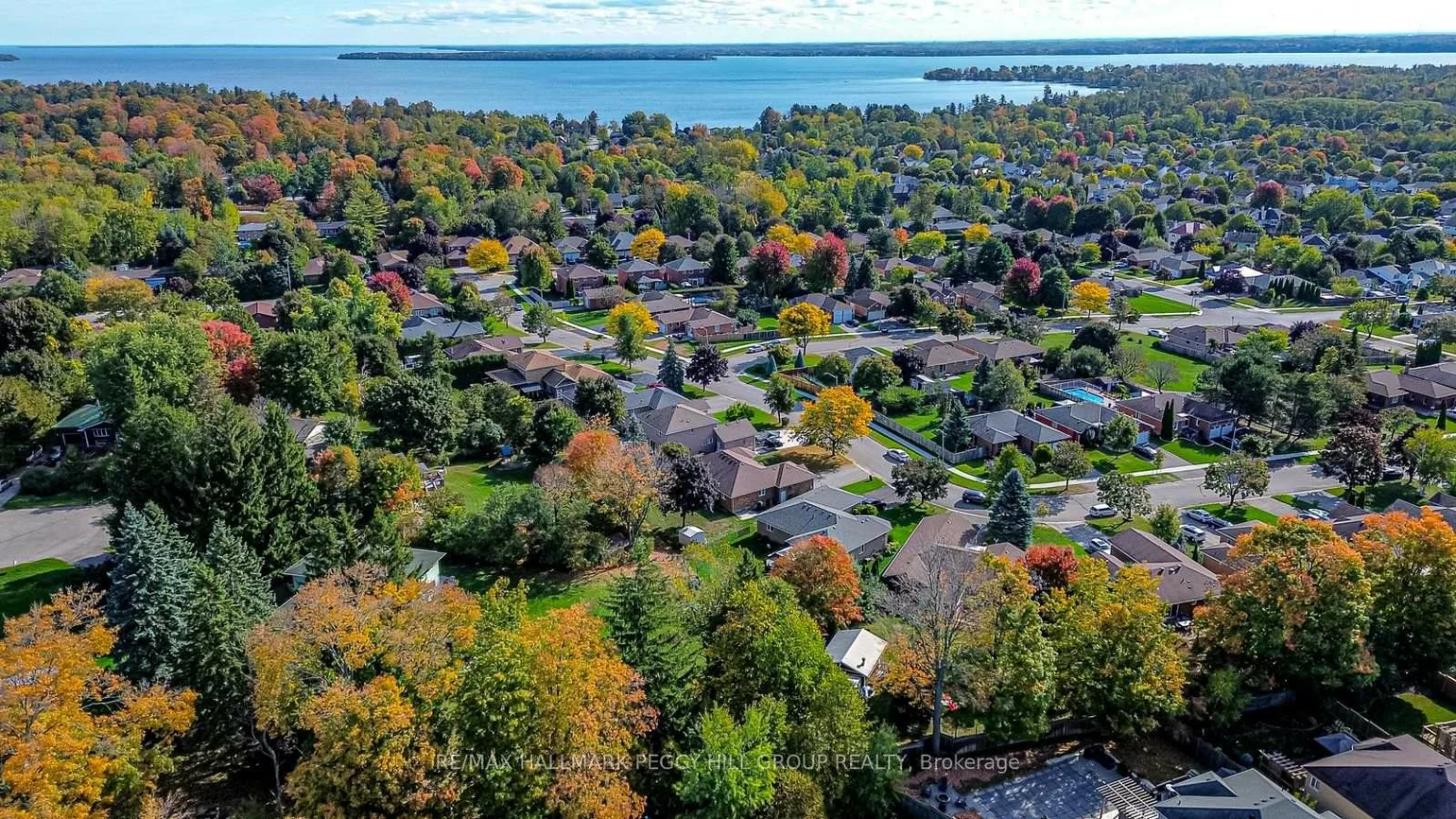 1992, Annecca, Alcona, Innisfil