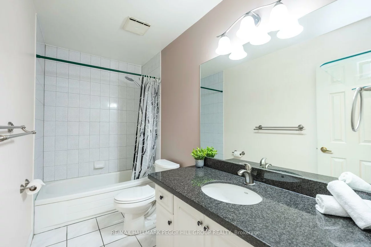 1992, Annecca, Alcona, Innisfil