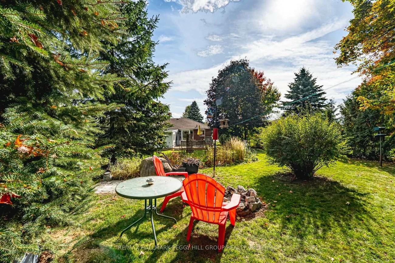 1992, Annecca, Alcona, Innisfil