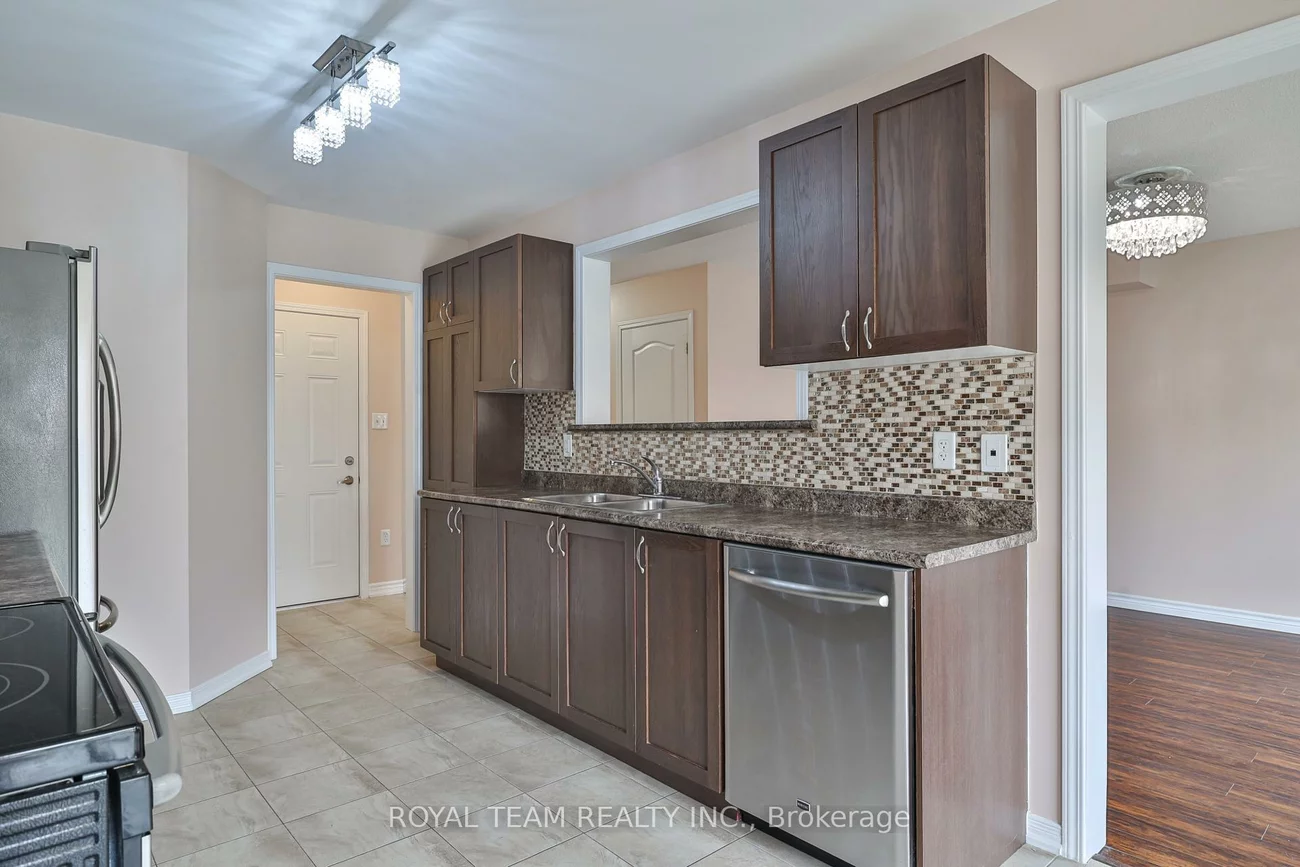 1398, Hunter, Alcona, Innisfil