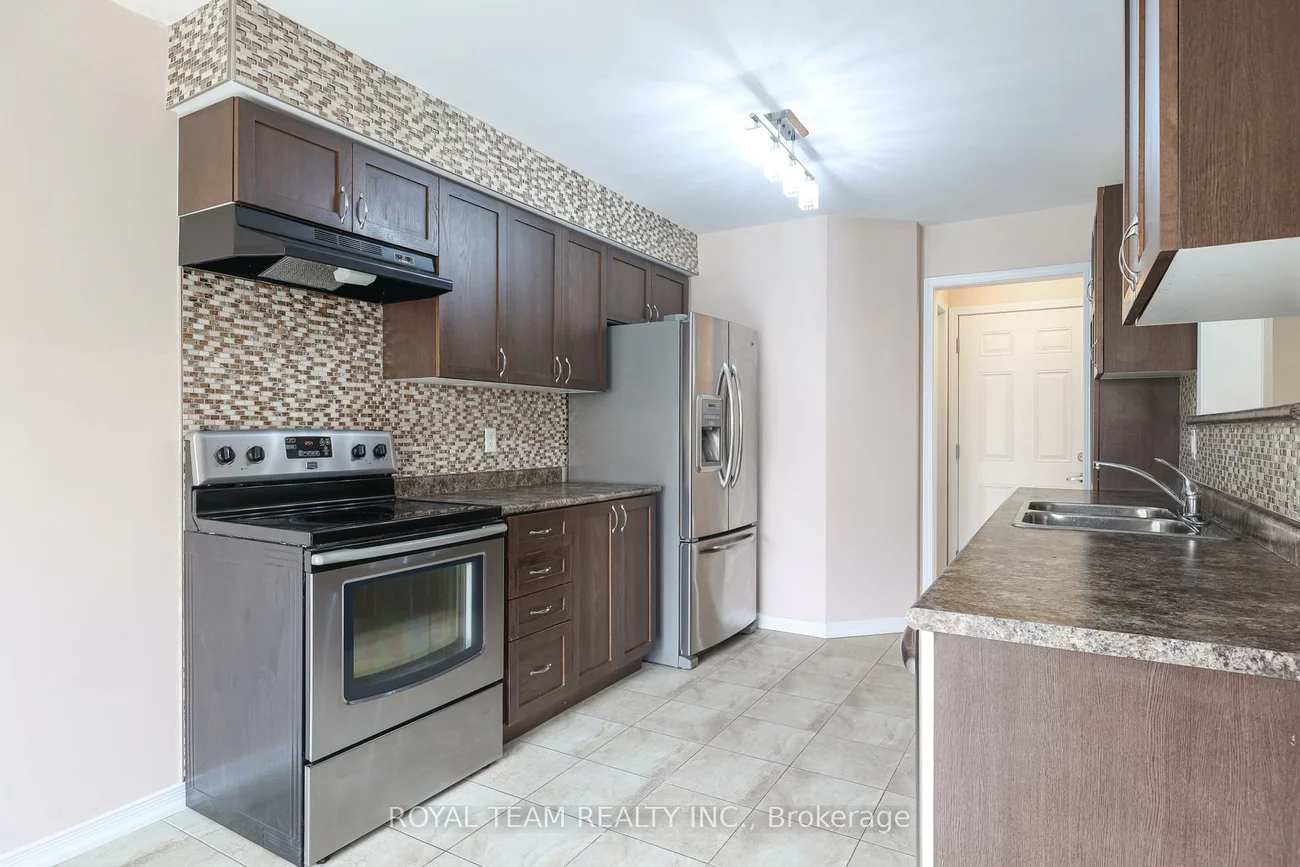 1398, Hunter, Alcona, Innisfil