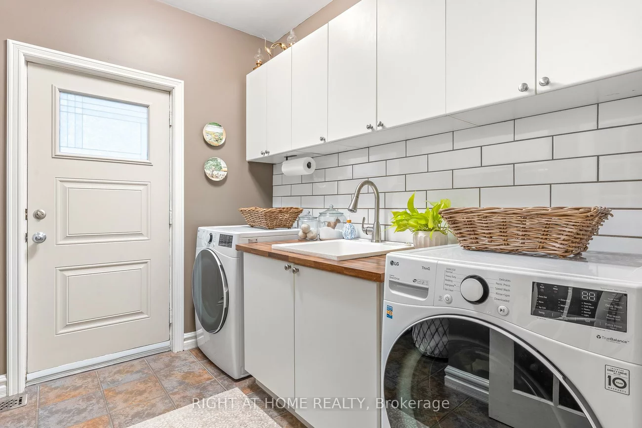 2255, Douglas, Alcona, Innisfil