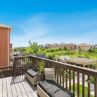 1373, Hunter, Alcona, Innisfil