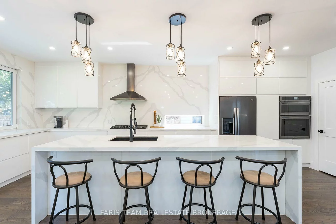 3951, Alberta, Rural Innisfil, Innisfil