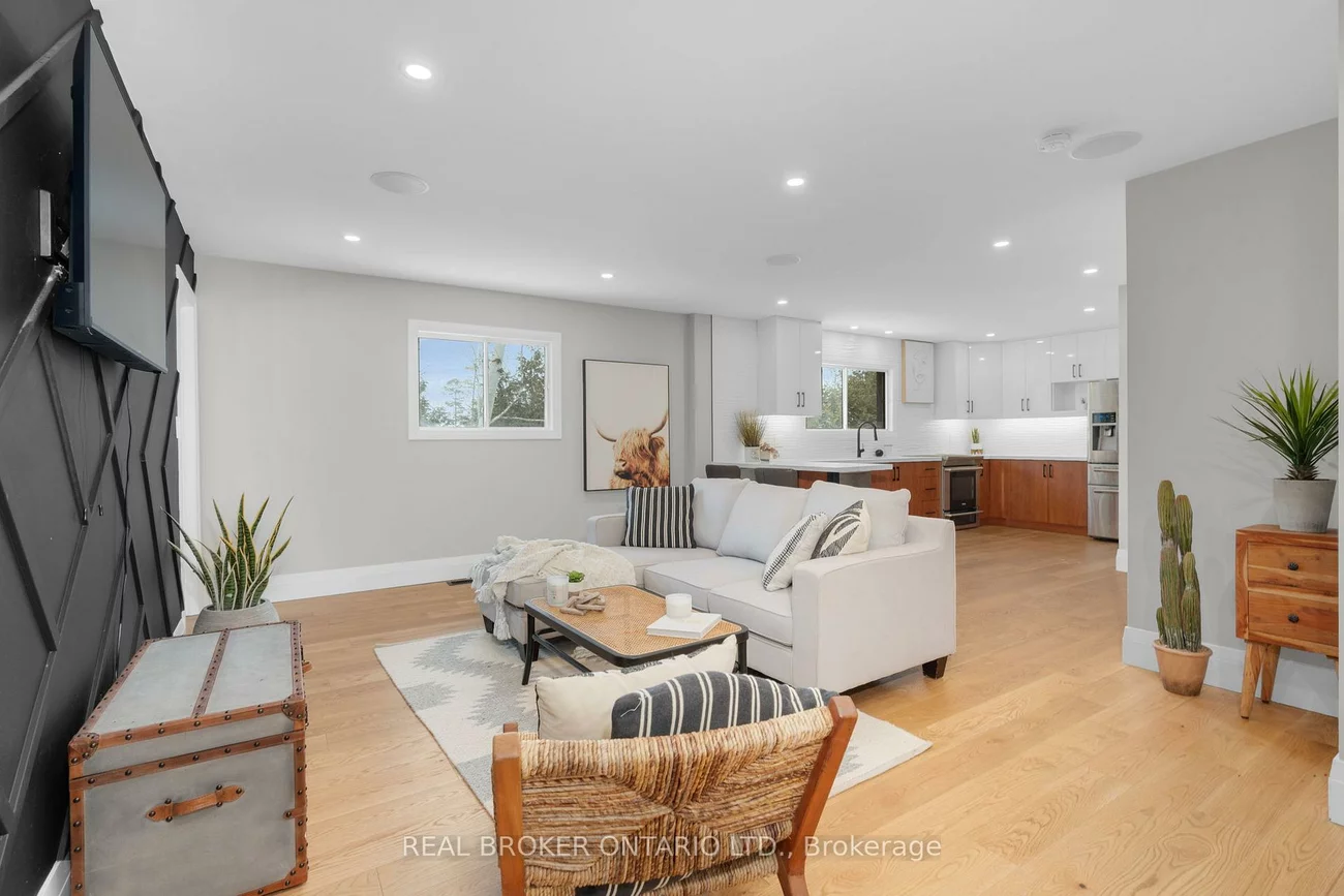 943, Barry, Rural Innisfil, Innisfil