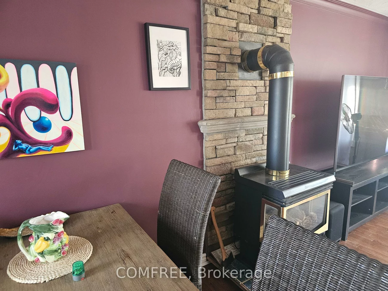 1978, Victoria, Stroud, Innisfil