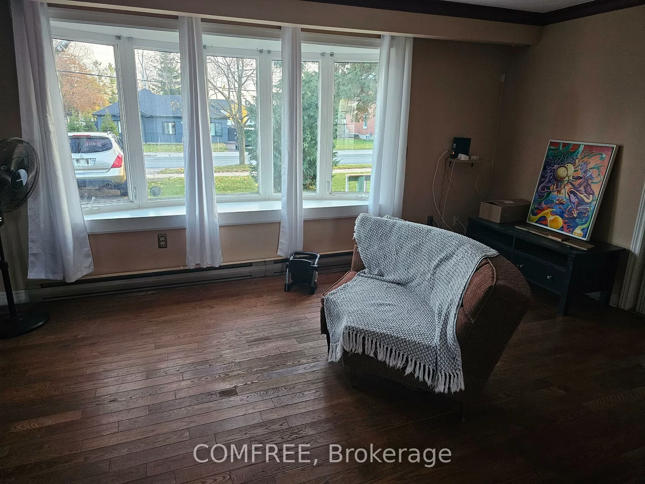 1978, Victoria, Stroud, Innisfil