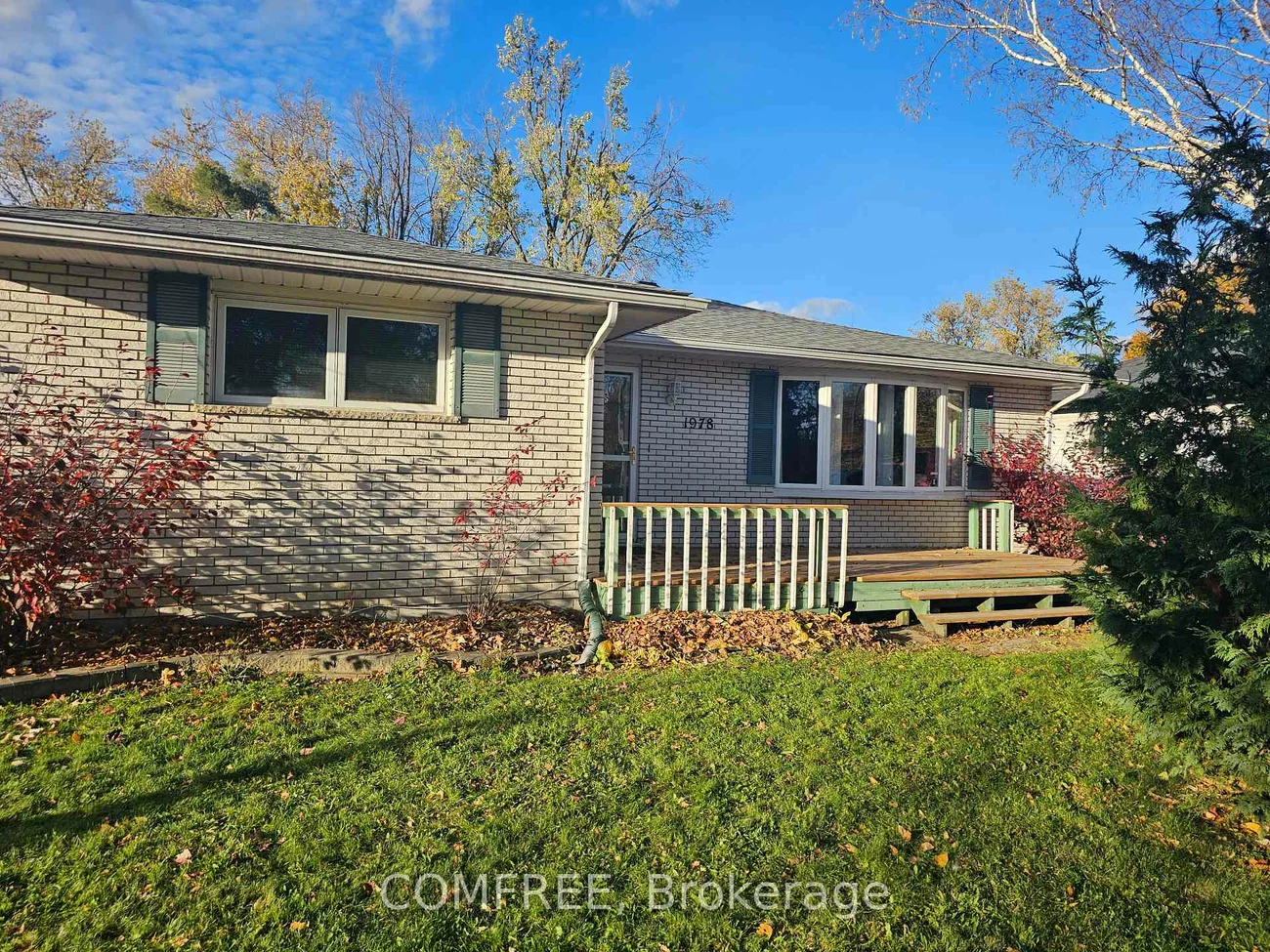 1978, Victoria, Stroud, Innisfil