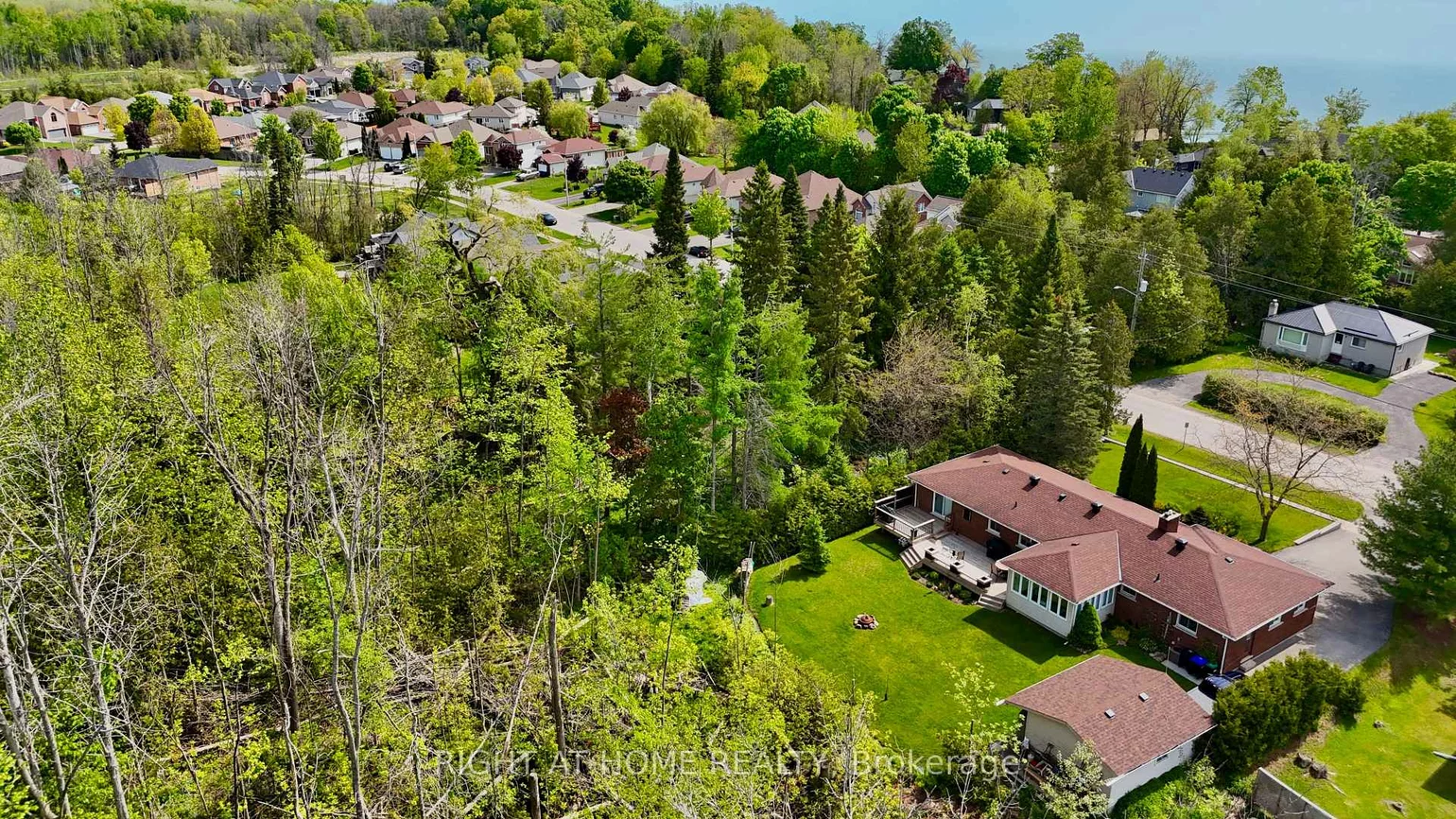 2802, Ireton, Alcona, Innisfil