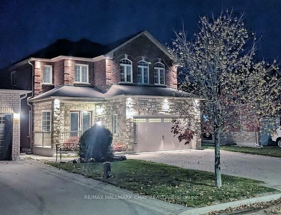 1185, Mitchell, Alcona, Innisfil