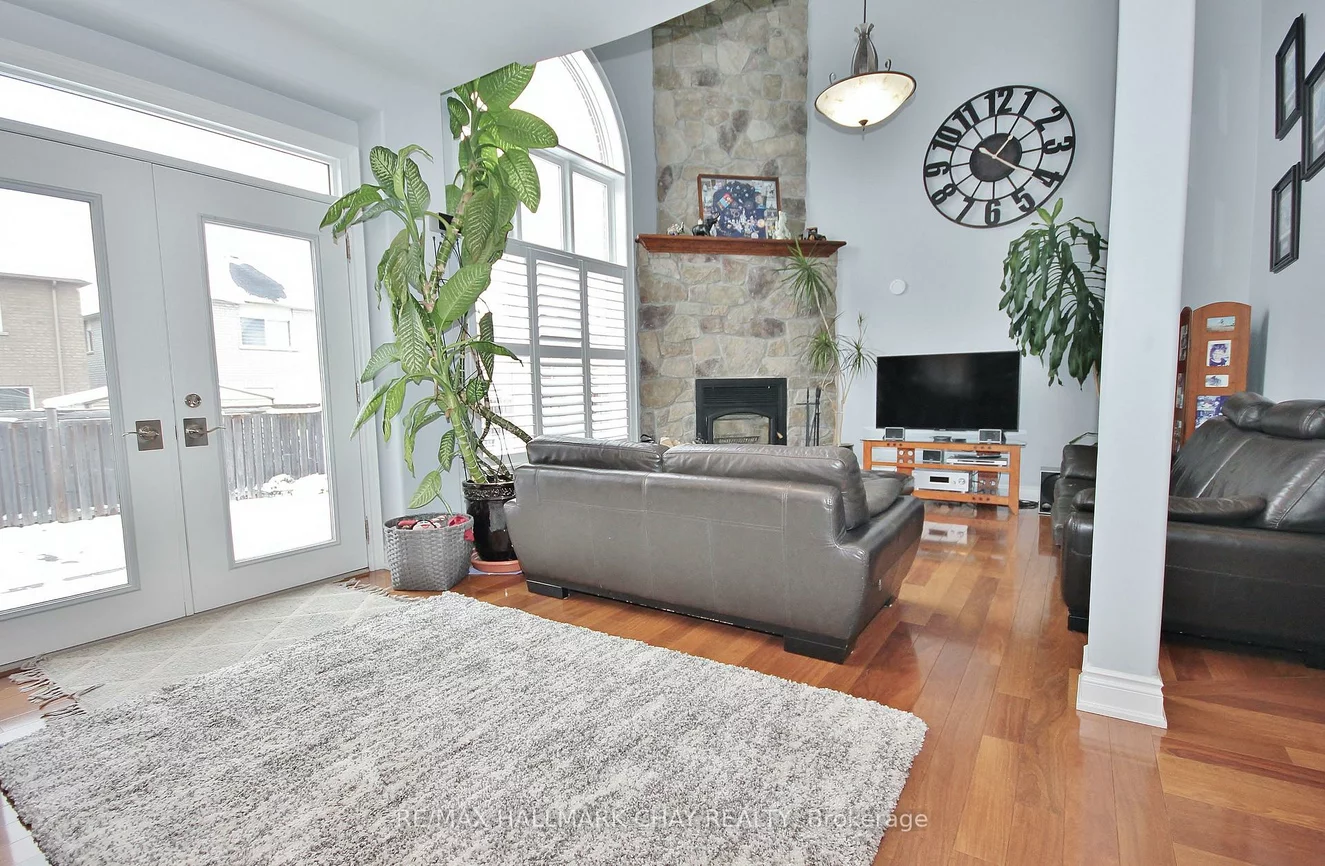 1185, Mitchell, Alcona, Innisfil