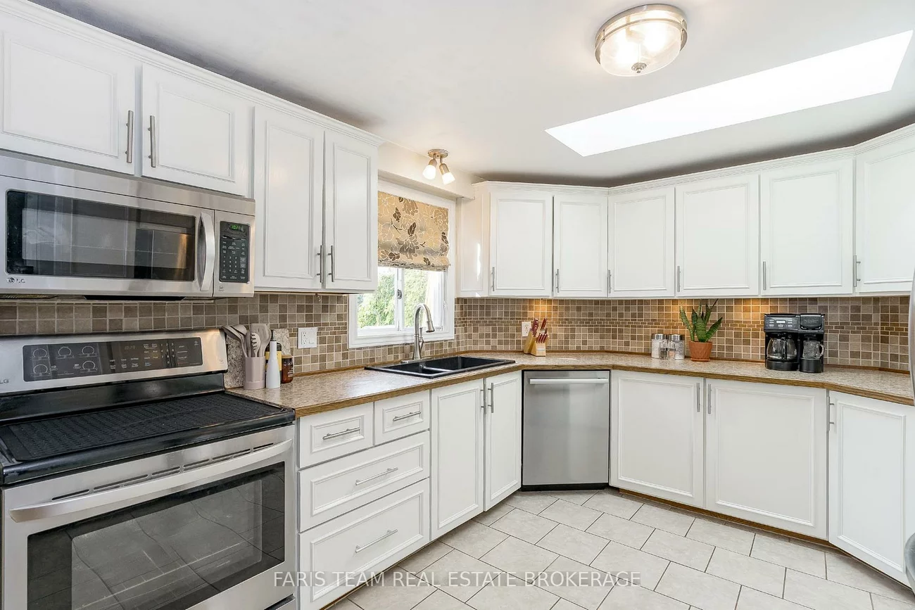 81, Corner Brook, Alcona, Innisfil