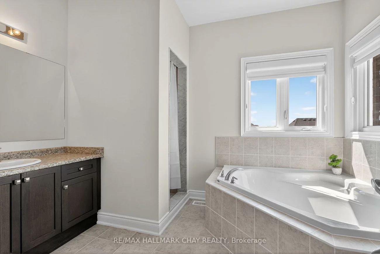 47, Victoria, Cookstown, Innisfil