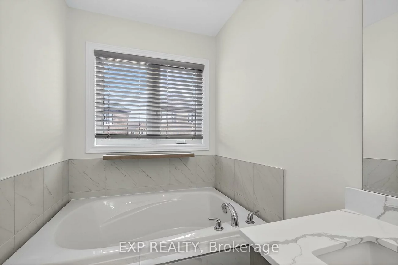 1467, Blackmore, Alcona, Innisfil