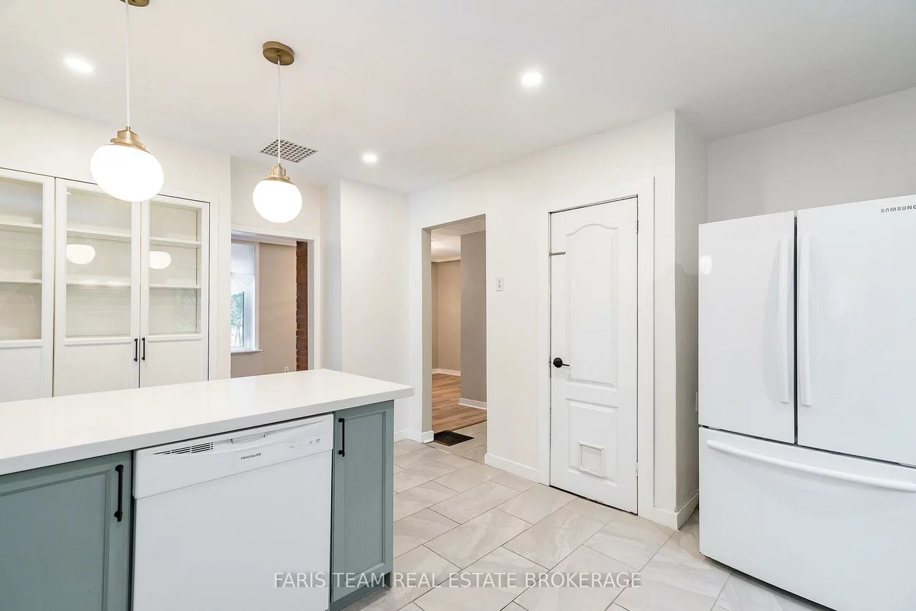 3, John, Cookstown, Innisfil