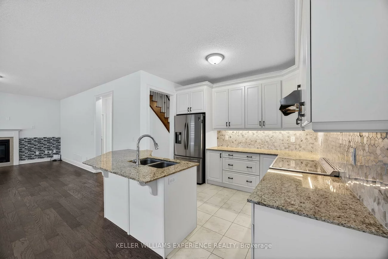 1606, Rizzardo, Alcona, Innisfil