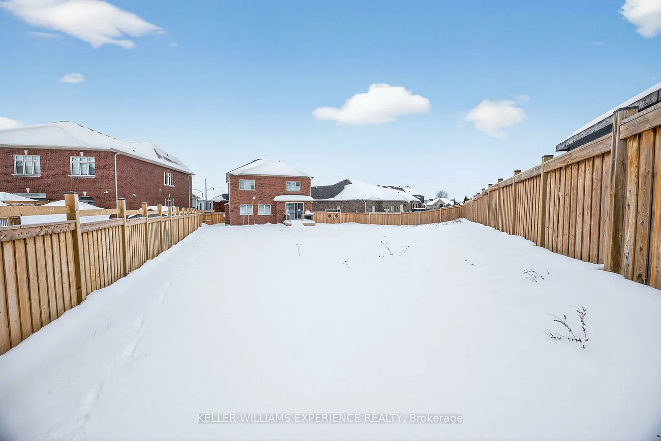 1606, Rizzardo, Alcona, Innisfil