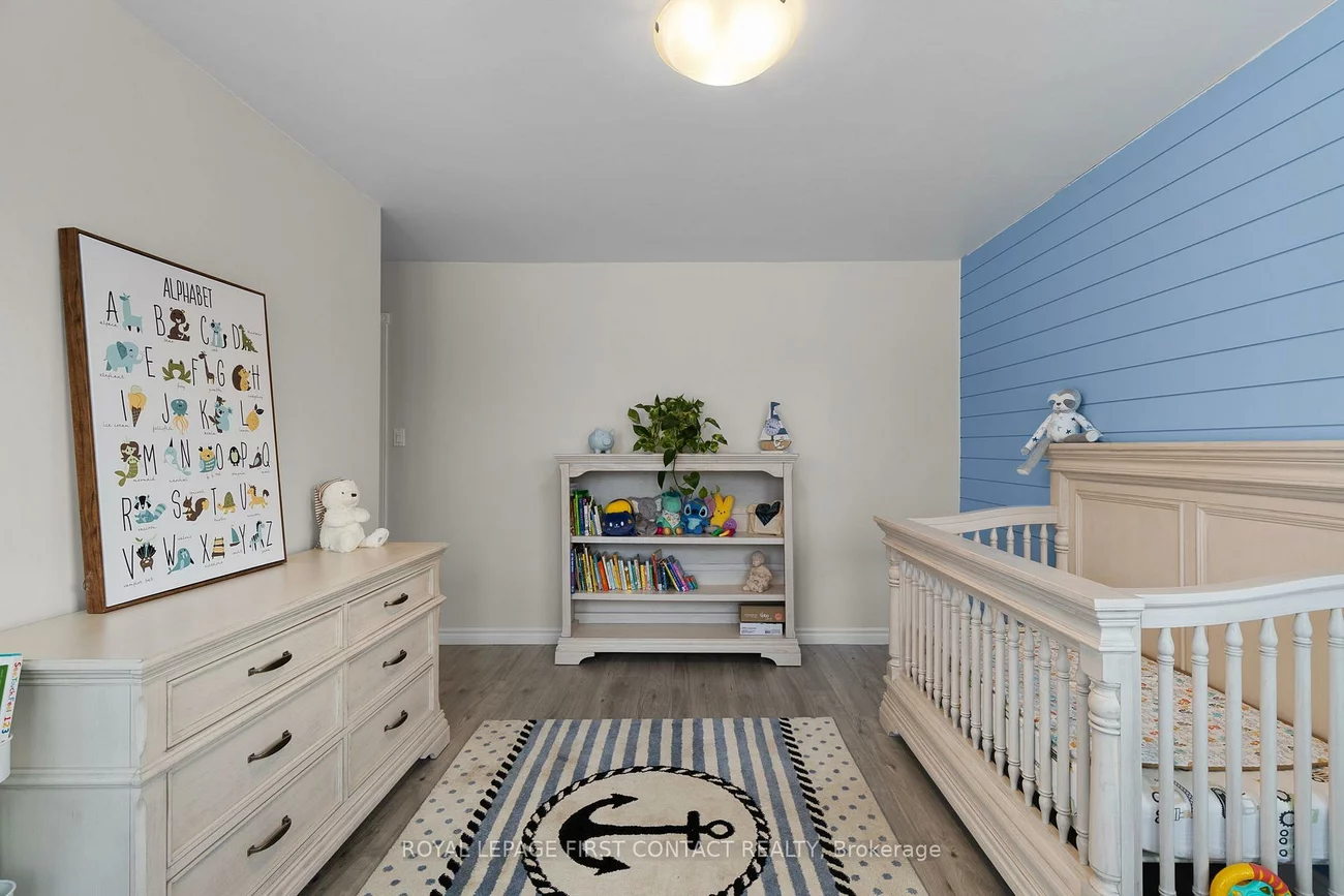 950, Linden, Alcona, Innisfil