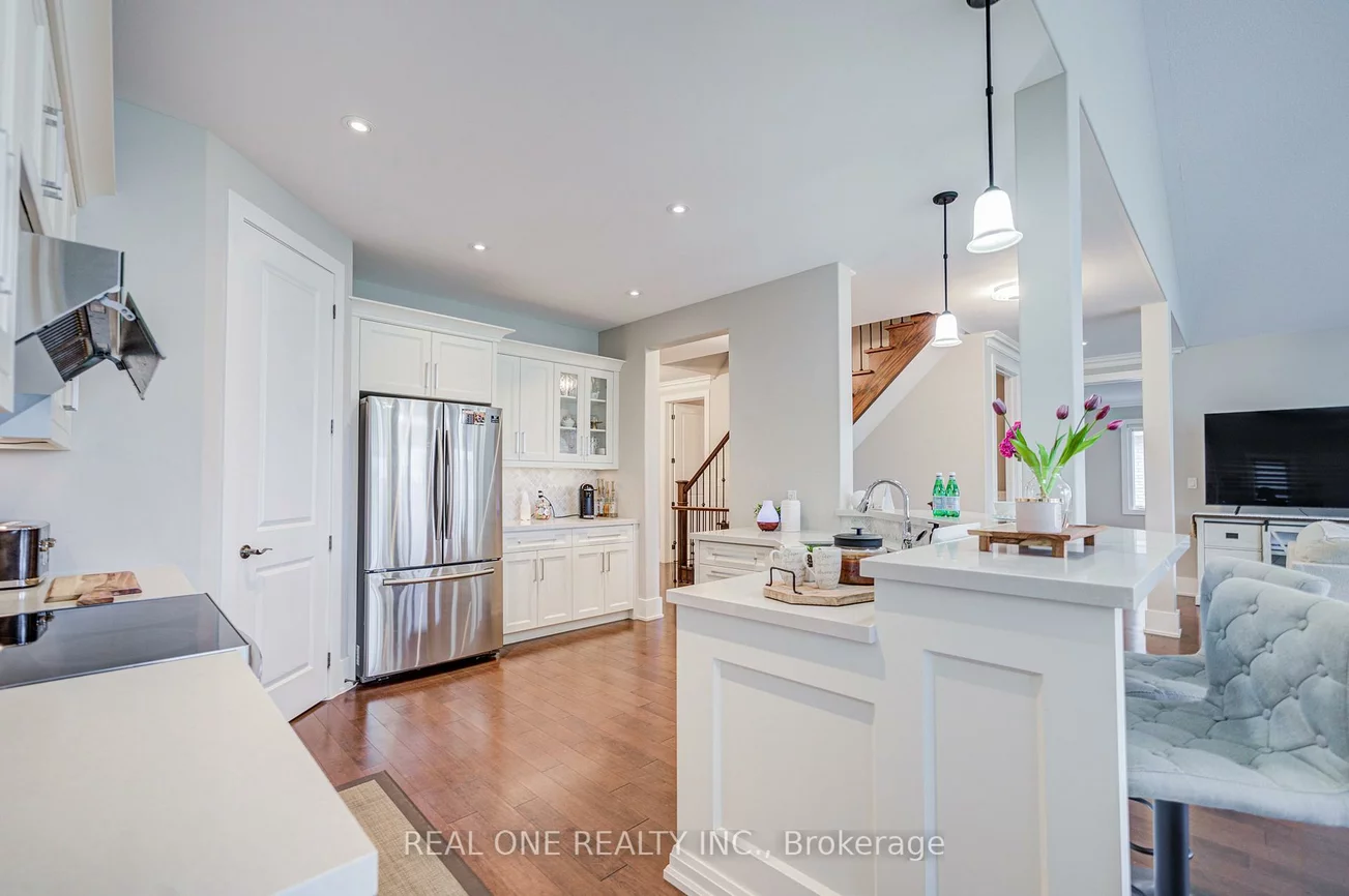 295, Sunnybrae, Stroud, Innisfil