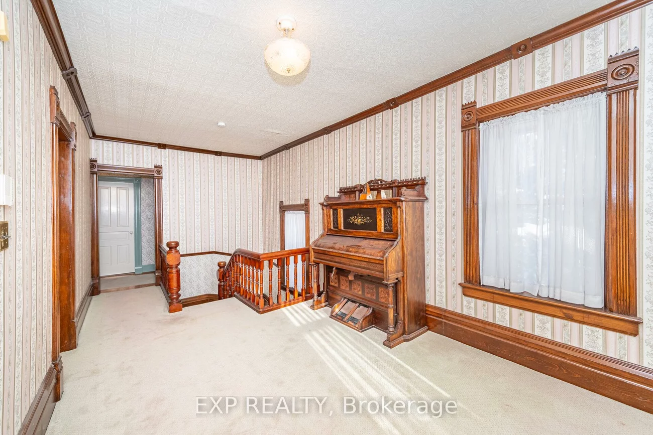 28, Queen, Cookstown, Innisfil