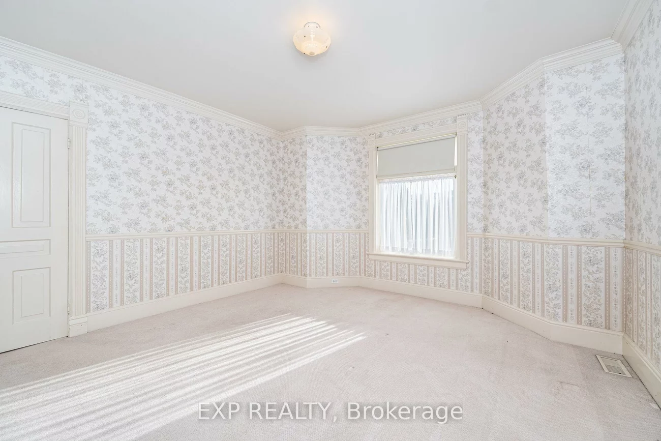 28, Queen, Cookstown, Innisfil