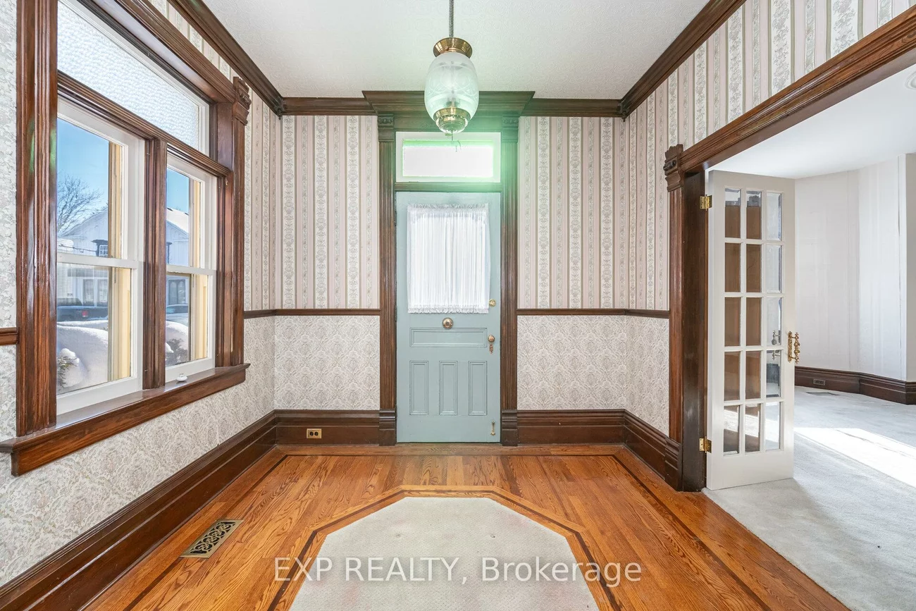 28, Queen, Cookstown, Innisfil