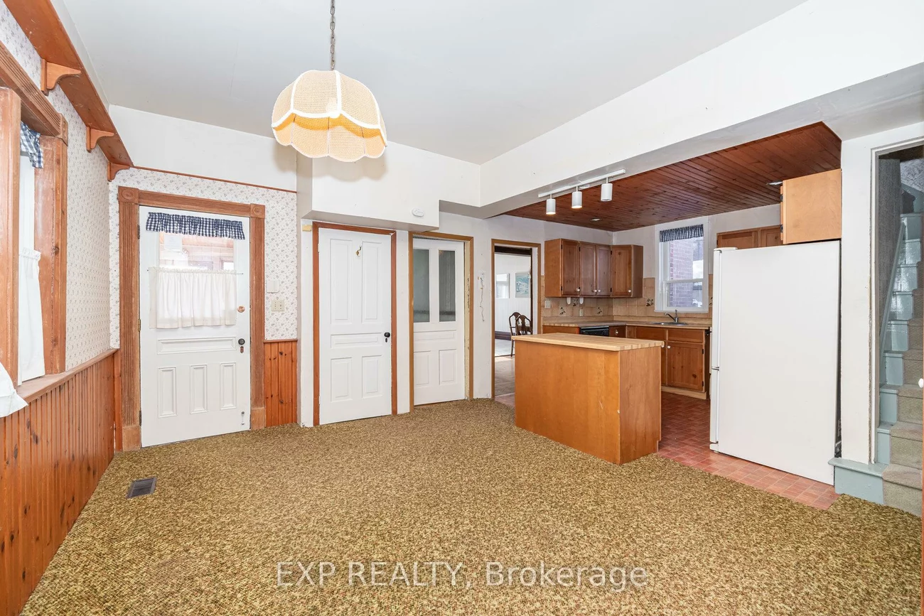 28, Queen, Cookstown, Innisfil