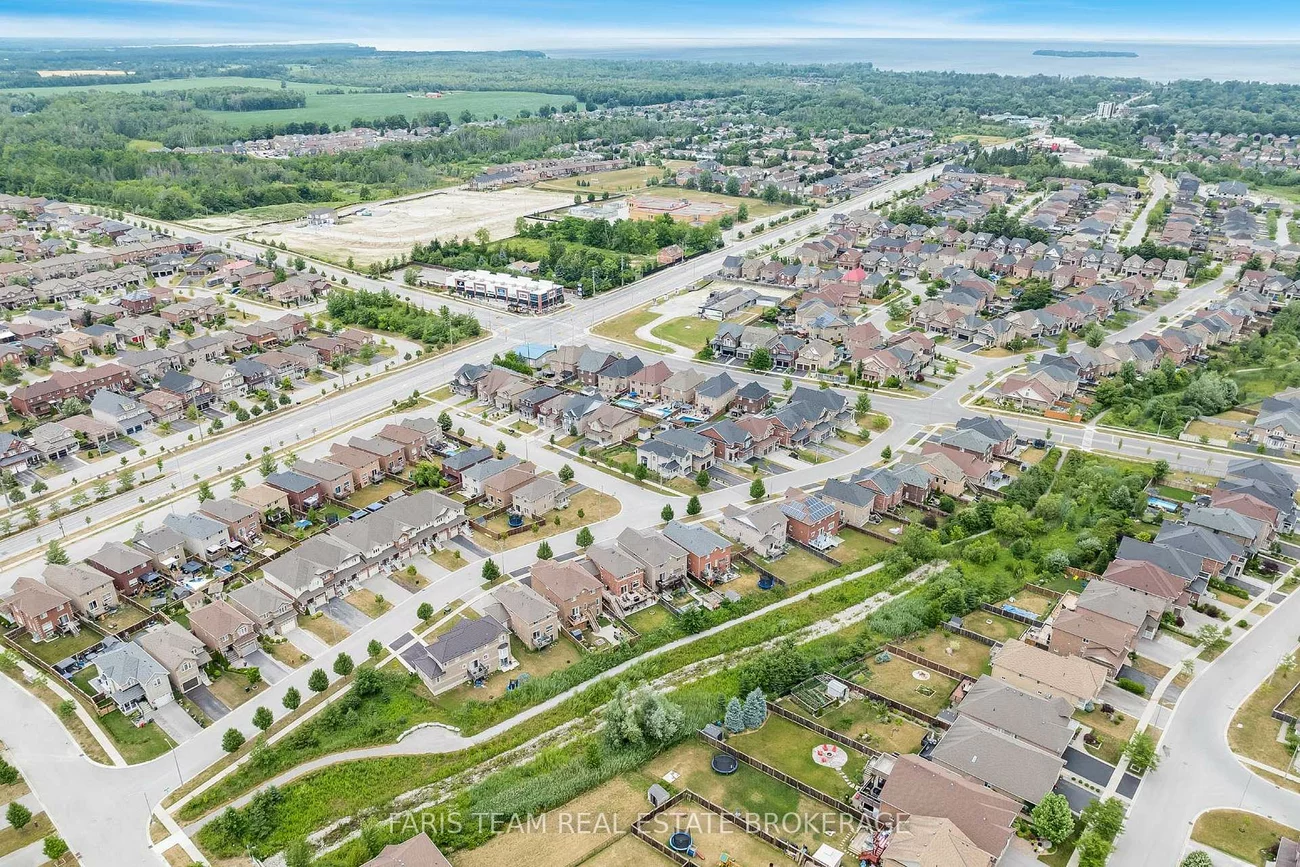 1373, Hunter, Alcona, Innisfil