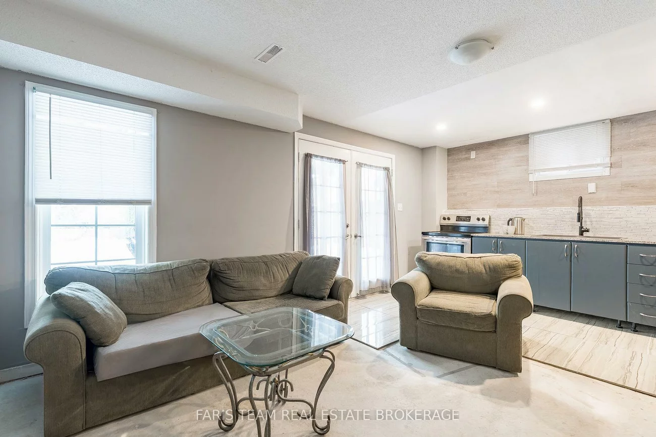 1373, Hunter, Alcona, Innisfil