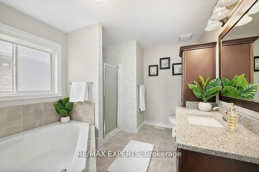 2104, Galloway, Alcona, Innisfil