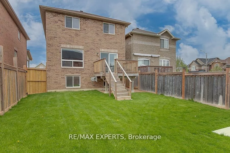 2104, Galloway, Alcona, Innisfil