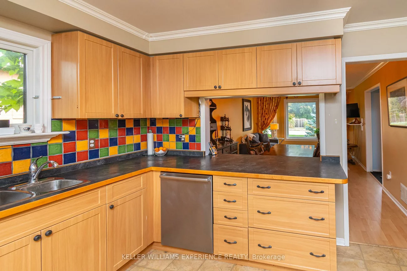 1053, Westmount, Alcona, Innisfil