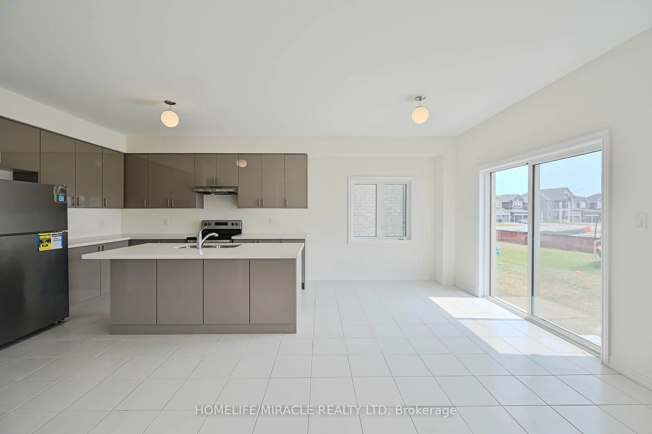 1155, Cole, Alcona, Innisfil